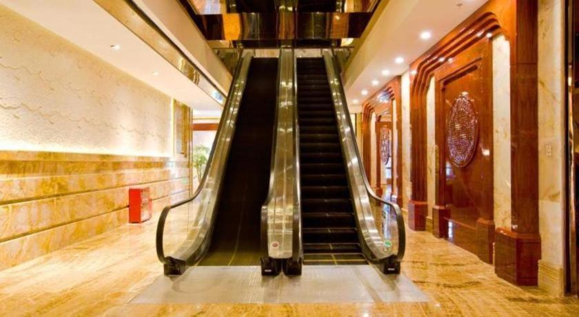 Chongqing Huachen International Hotel Eksteriør billede