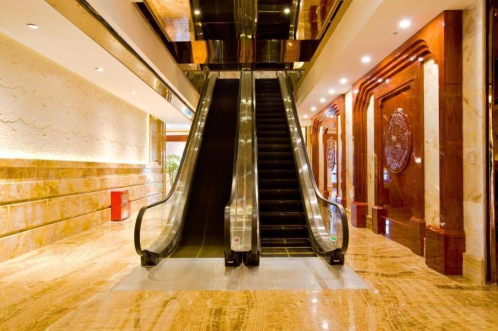 Chongqing Huachen International Hotel Eksteriør billede